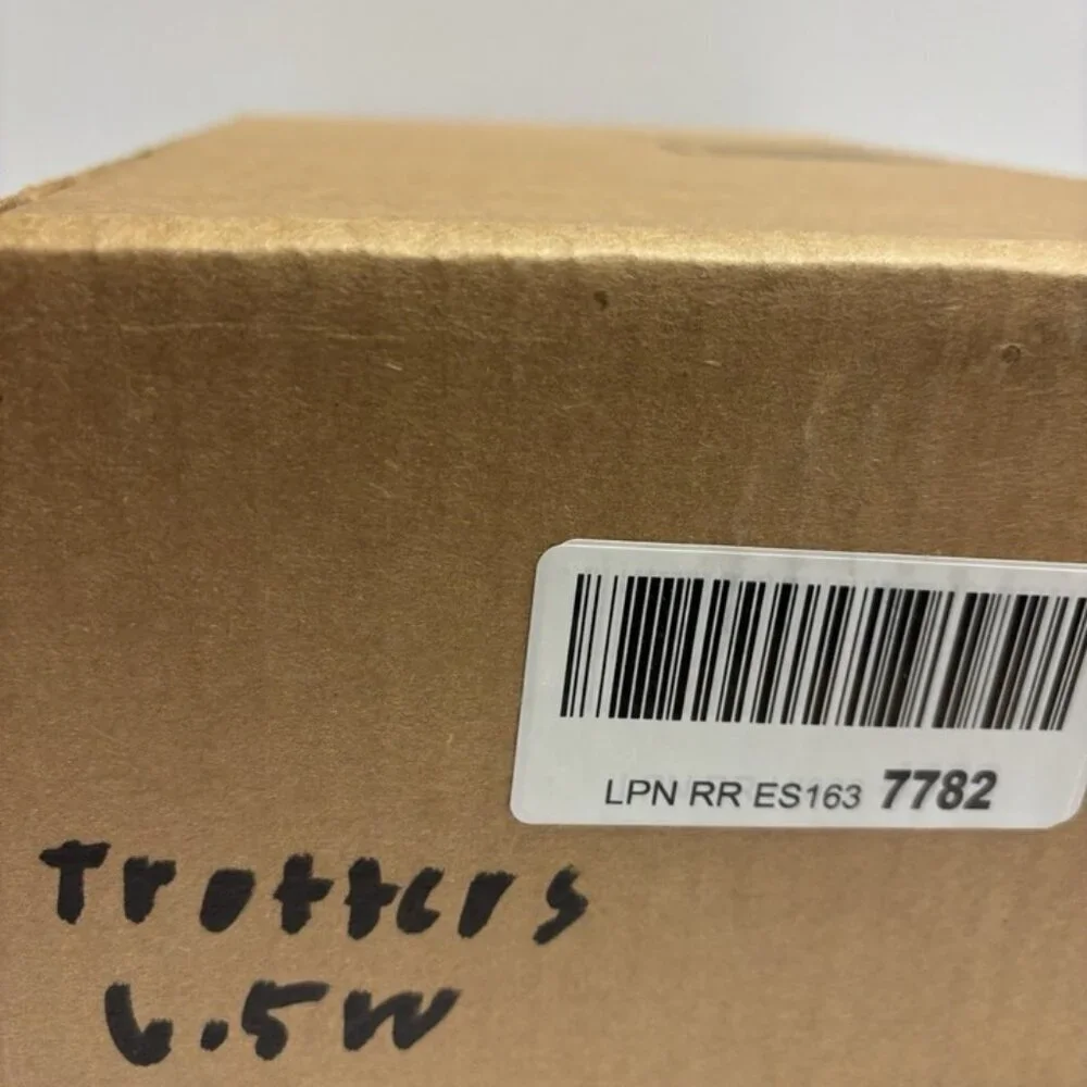 Trotters new without